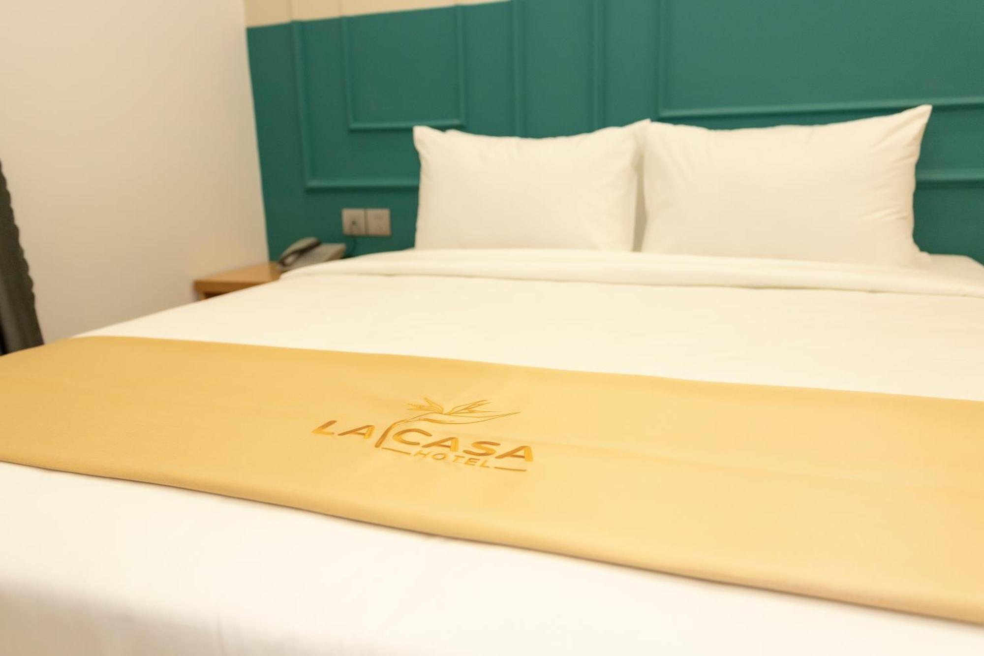 Hotel La Casa Tuy Hoa Extérieur photo